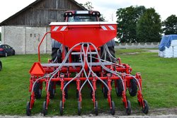 Strip-till sėjos paslauga